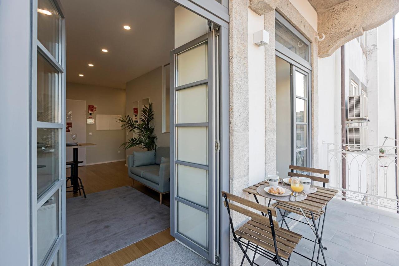 31 Janeiro 157 - Charming 1Br Flat W/ Ac & Balcony By Lovelystay Porto Zewnętrze zdjęcie
